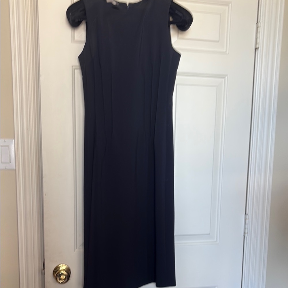 Elegant Black Sleeveless Dress